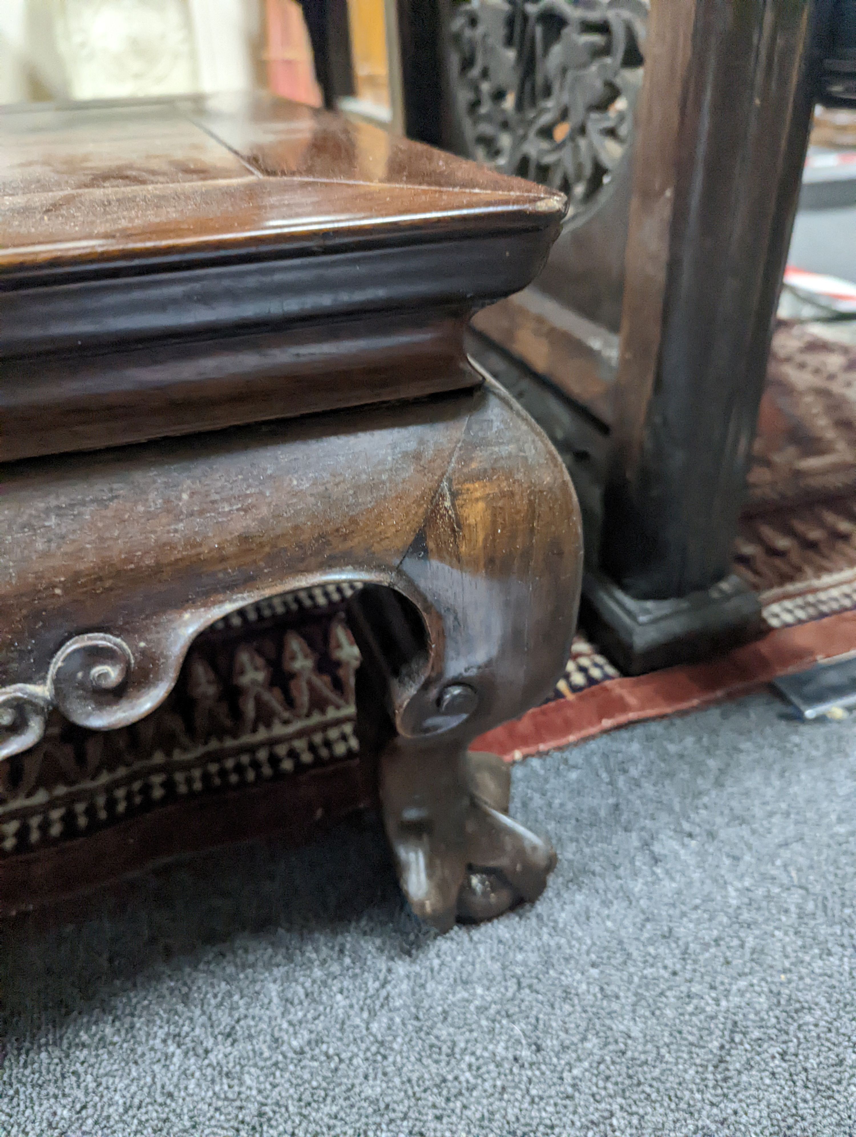 A Chinese hongmu Kang table, 19th century, 79 cm long, 43 cm wide, 27 cm high, old repairs